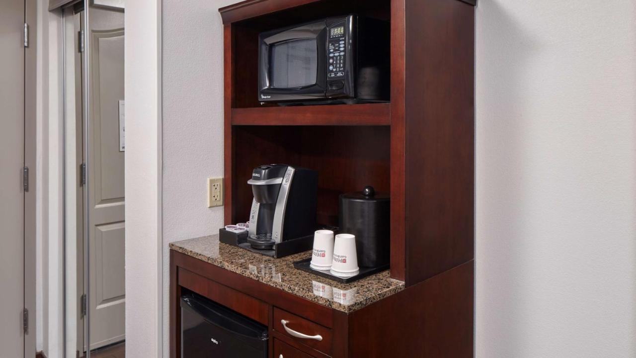 Hilton Garden Inn Merrillville Eksteriør billede