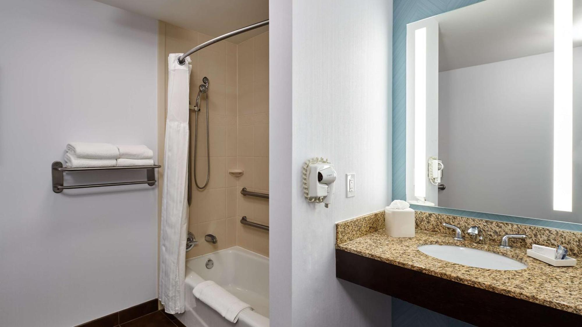 Hilton Garden Inn Merrillville Eksteriør billede