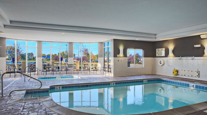 Hilton Garden Inn Merrillville Eksteriør billede